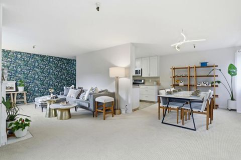 Photo of 400 Ortega Avenue #220, Mountain View, CA 94040 (MLS # ML82044229)