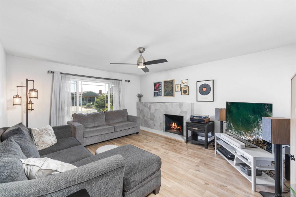 10056 Woodpark