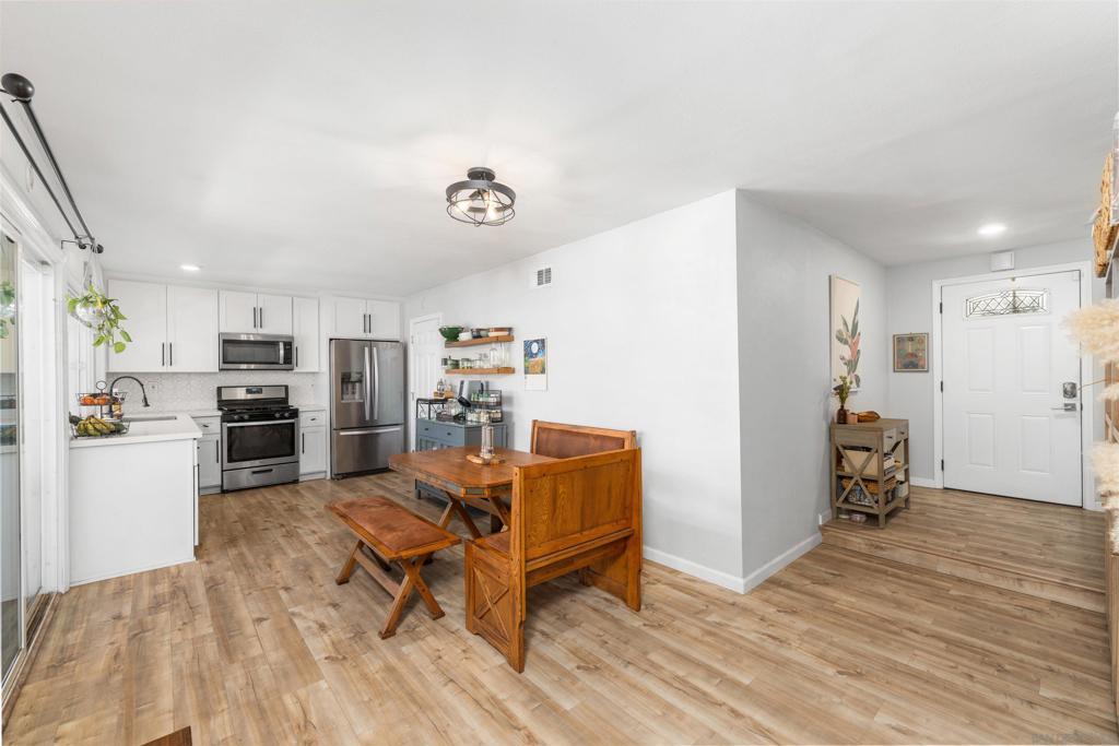 10056 Woodpark