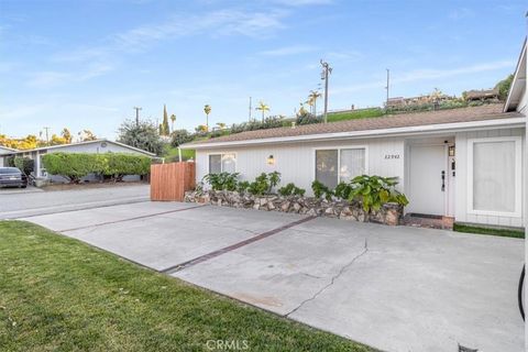 22942 Sunset Crossing Rd Diamond Bar CA 91765