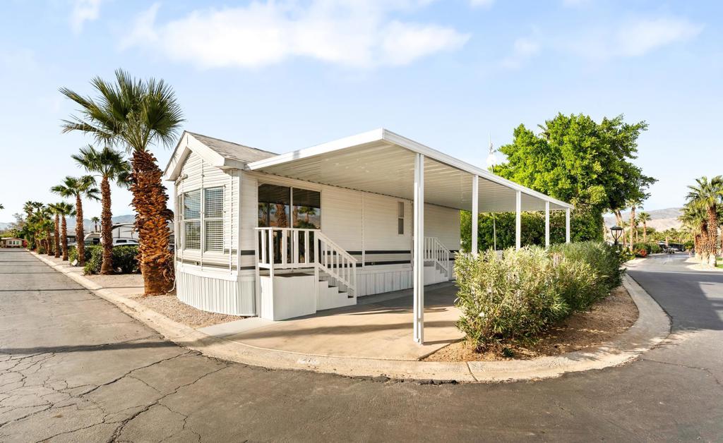 16400 Bubbling Wells 210