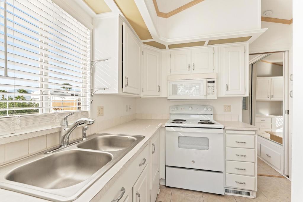 Not Applicable-1 - Manufactured In Park