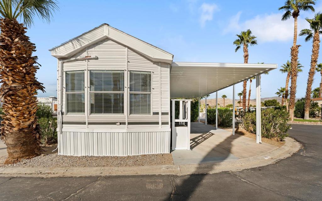 16400 Bubbling Wells 210