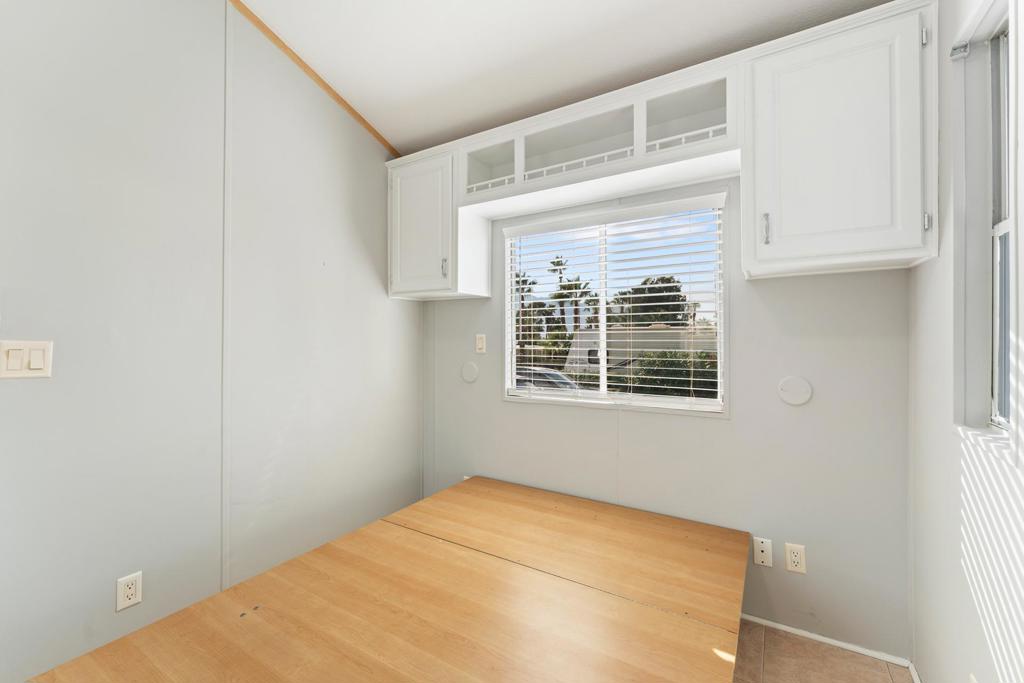 Not Applicable-1 - Manufactured In Park