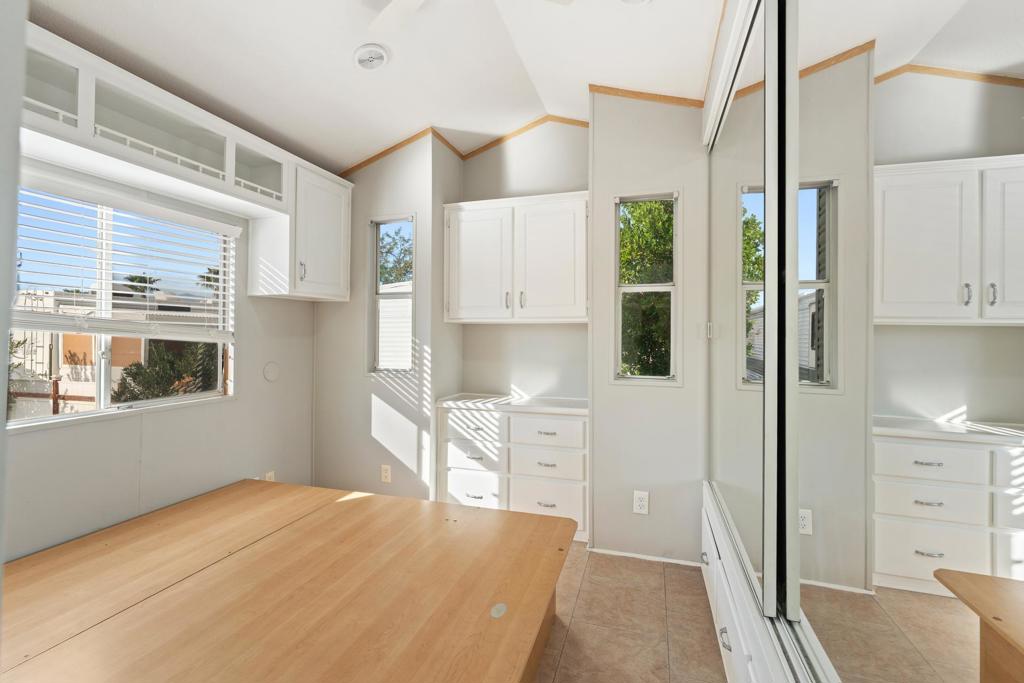 Not Applicable-1 - Manufactured In Park