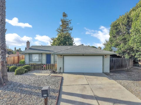 Photo of 2226 Meredith Way, Antioch, CA 94509 (MLS # ML82051911)