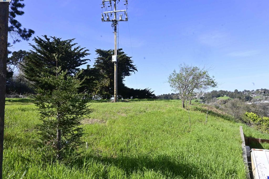 EL SOBRANTE HILL - Land