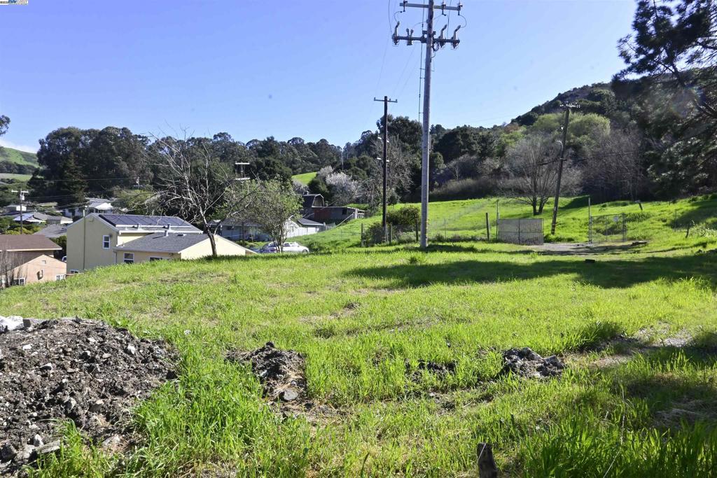 EL SOBRANTE HILL - Land