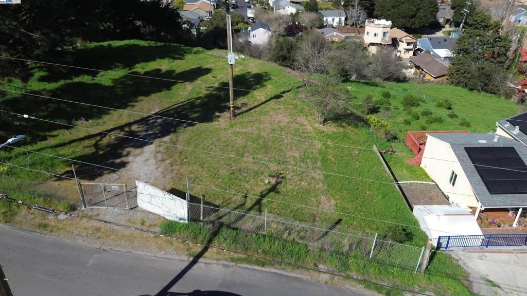 EL SOBRANTE HILL - Land