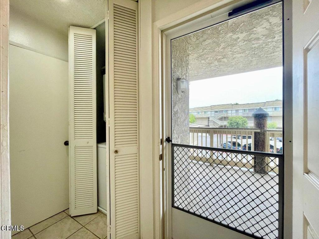 328 E Surfside Drive