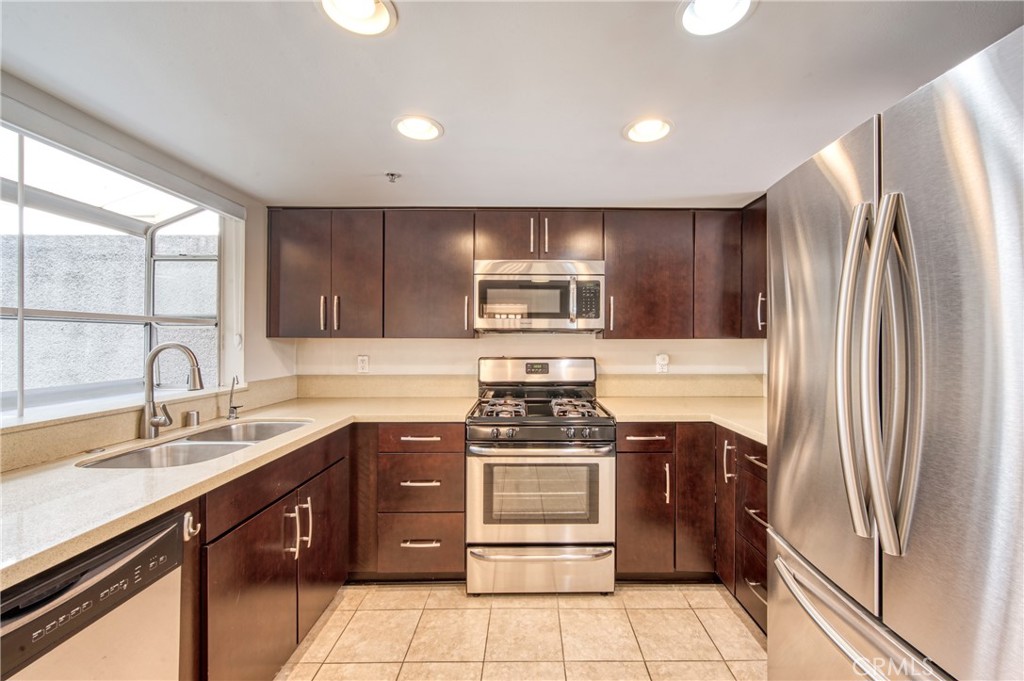 4755 Templeton Street 2210