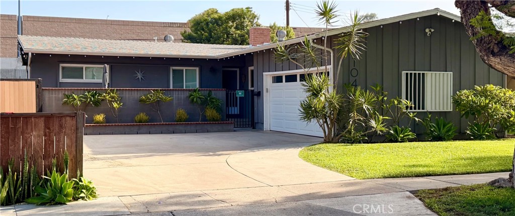 1047 Sherwood