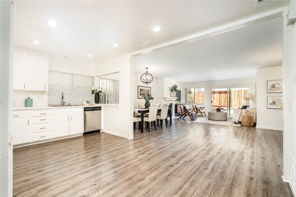 18092 Westlake Cir, Huntington Beach CA 92648 - Photo 8