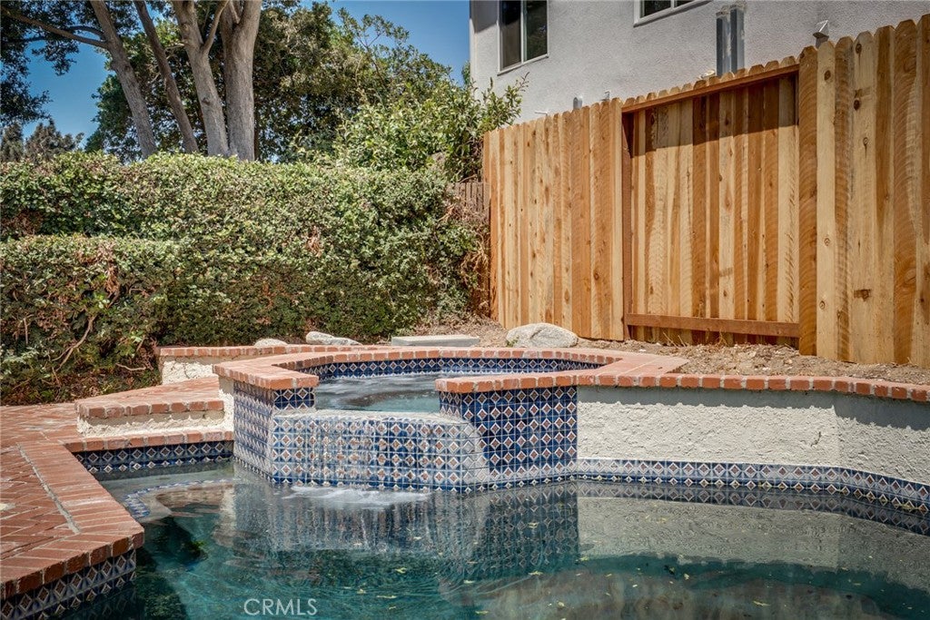 18092 Westlake Cir, Huntington Beach CA 92648 - Photo 25