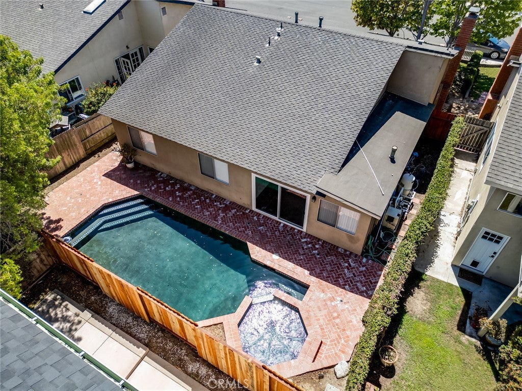 18092 Westlake Cir, Huntington Beach CA 92648 - Photo 23