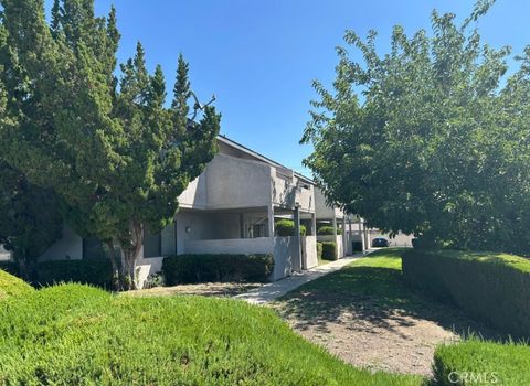 Photo of 16137 Apple Valley Rd, San Bernardino, CA 92307 (MLS # WS25252259)