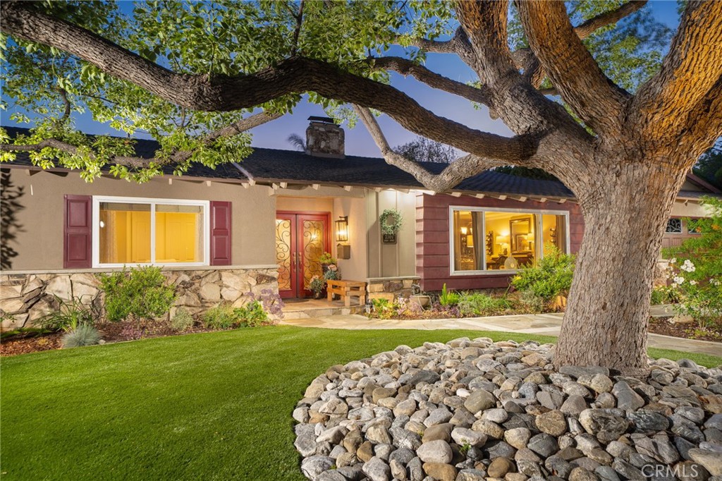 2309 Perry Court