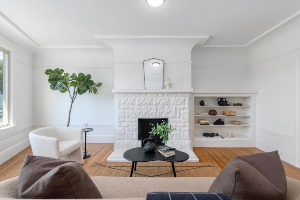 76 Bayview Street