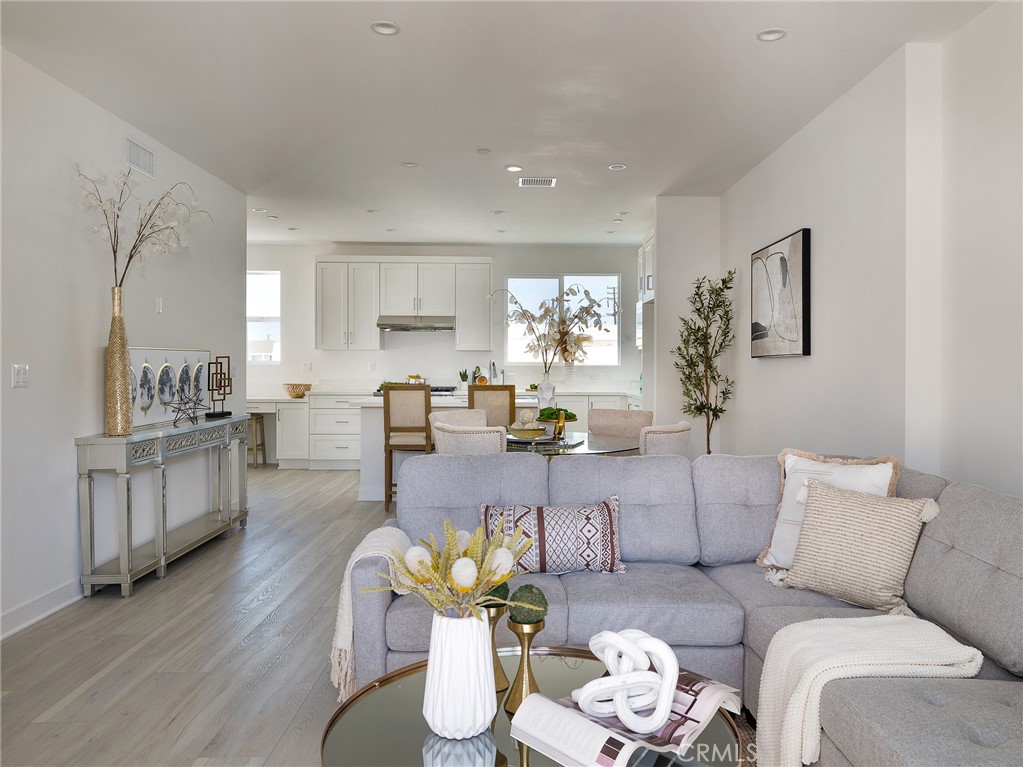 121 E 223rd Street 3