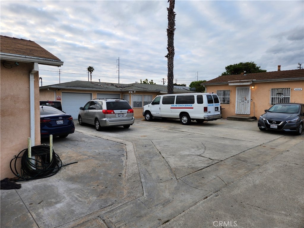 4846 W 111th Place