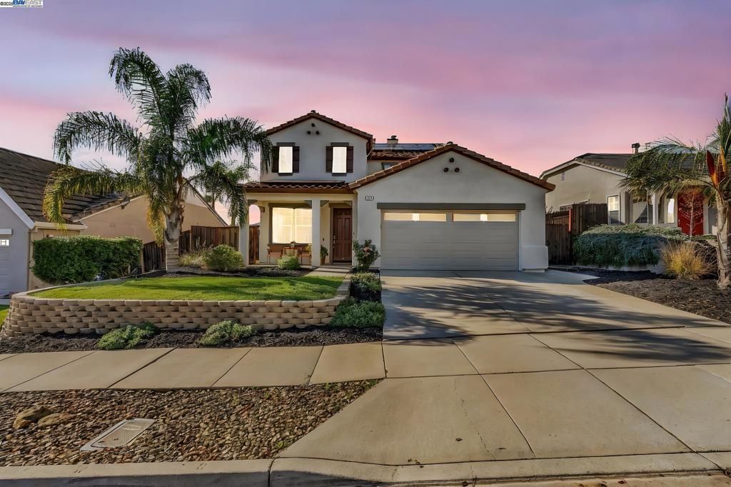 Photo of 741 Waterville Dr, Brentwood, CA 94513 (MLS # 41118027)