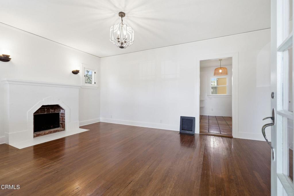 1003 E Virginia Terrace