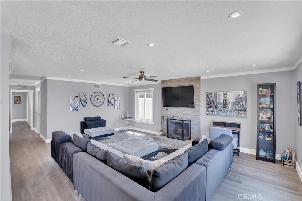 17267 Santa Isabel