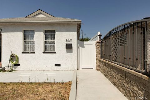 Photo of 8209 Bellingham Ave, North Hollywood, CA 91605 (MLS # GD26122937)