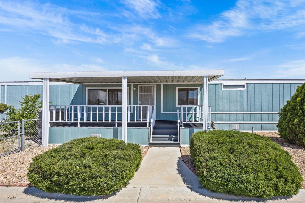 9161 Santa Fe Avenue E 20