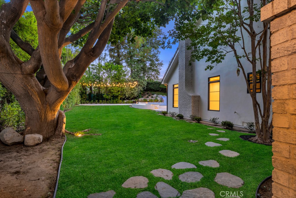 4239 Tarzana Estates Dr.