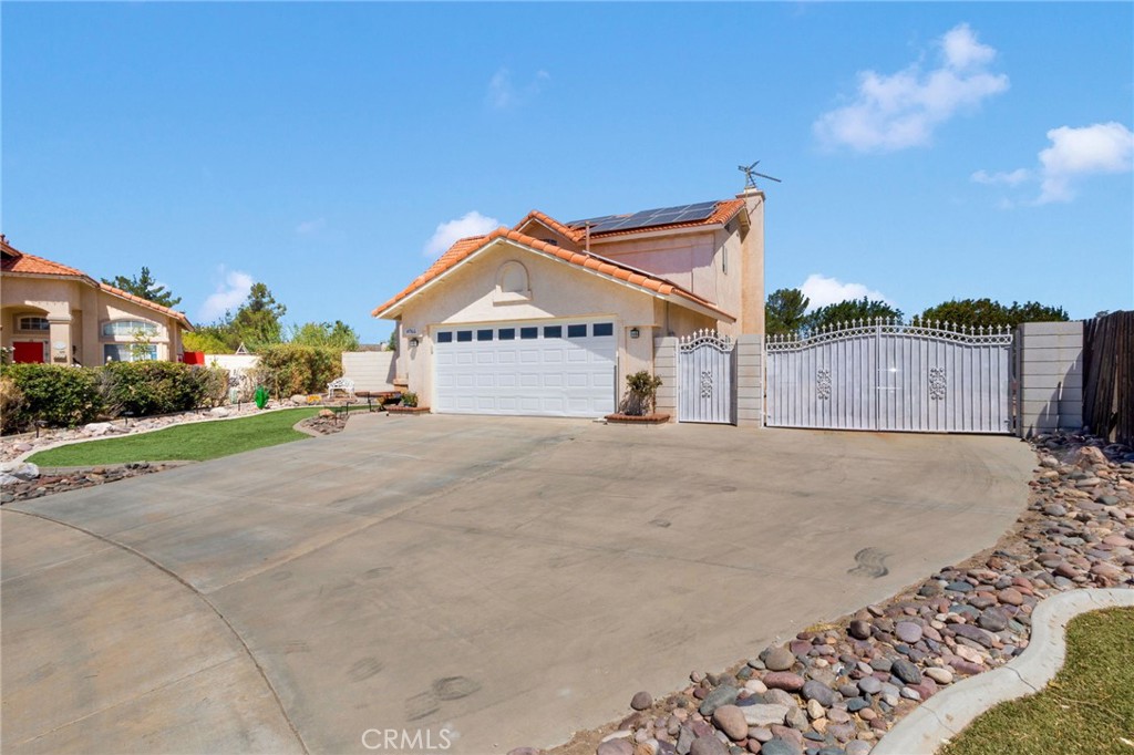 14966 Loma Vista Court