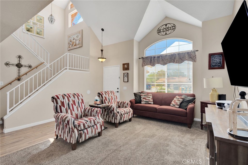 14966 Loma Vista Court