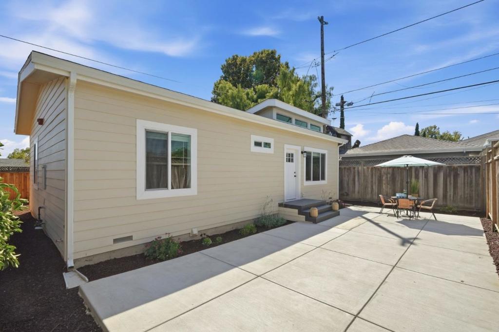 15412 Woodard Road