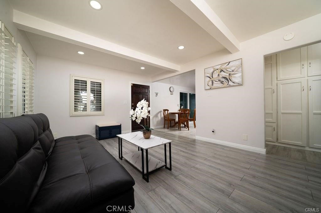 3603 W 144th