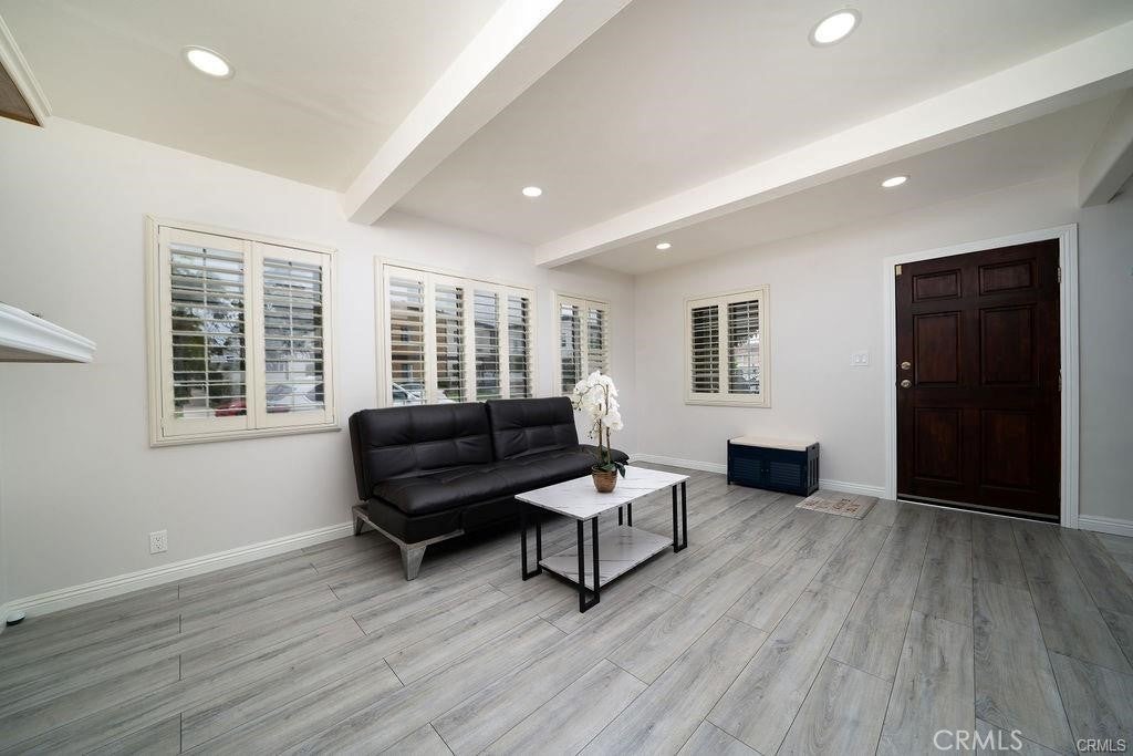 3603 W 144th