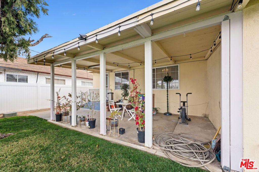 10388 Mountain View Avenue