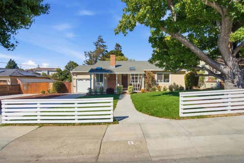 Photo of 527 Santa Florita Avenue, Millbrae, CA 94030 (MLS # ML82057589)