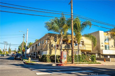 Photo of 5666 Lemon Grove Avenue, Los Angeles, CA 90038 (MLS # PW25251404)