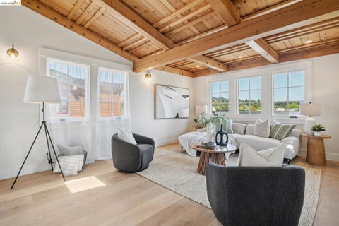Tiny photo for 4432 Howe St ST, Oakland, CA 94611 (MLS # 41142270)