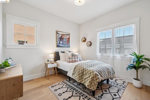 Tiny photo for 4432 Howe St ST, Oakland, CA 94611 (MLS # 41142270)