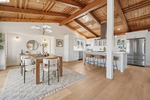 Tiny photo for 4432 Howe St ST, Oakland, CA 94611 (MLS # 41142270)