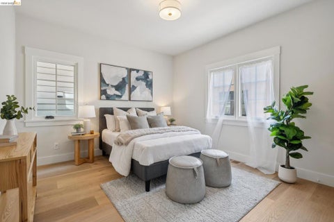 Tiny photo for 4432 Howe St ST, Oakland, CA 94611 (MLS # 41142270)