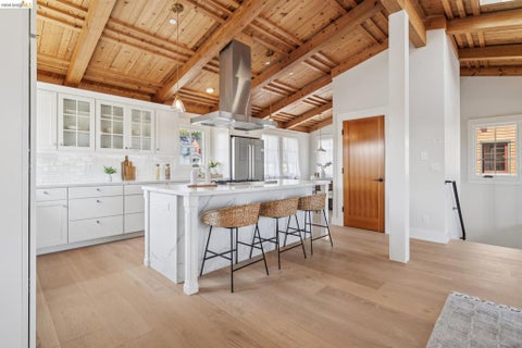 Tiny photo for 4432 Howe St ST, Oakland, CA 94611 (MLS # 41142270)