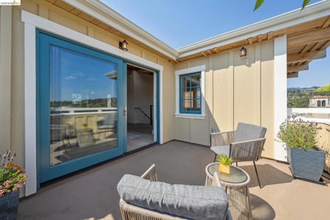 Tiny photo for 4432 Howe St ST, Oakland, CA 94611 (MLS # 41142270)
