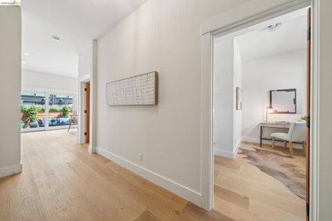 Tiny photo for 4432 Howe St ST, Oakland, CA 94611 (MLS # 41142270)