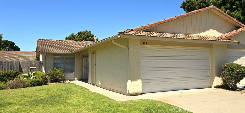 Casa La Canada condo. Like a small house with 2 large bedrooms & 2 bathrooms. 2 car garage with a full size driveway & a small back yard to make your own space. Spacious living room & kitchen. Door off kitchen leads to the yard. The HOA maintains the front yard. There is also a fenced in area park. This will go fast, Call today to make a viewing appointment.