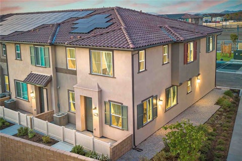 Photo of 33197 Opal Glass Drive, Winchester, CA 92596 (MLS # SW26204244)
