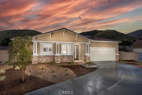 Simi Valley, California 35 6505 Canyon Oaks Simi Valley CA 93063