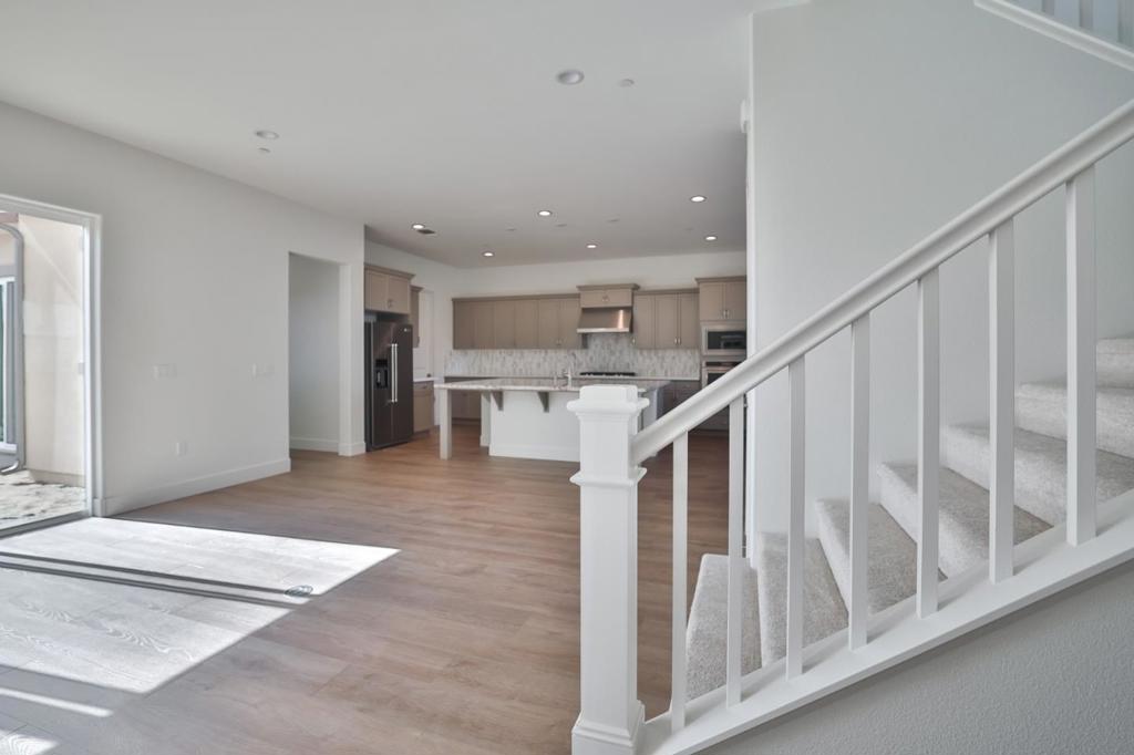 590 Santa Lucia Way