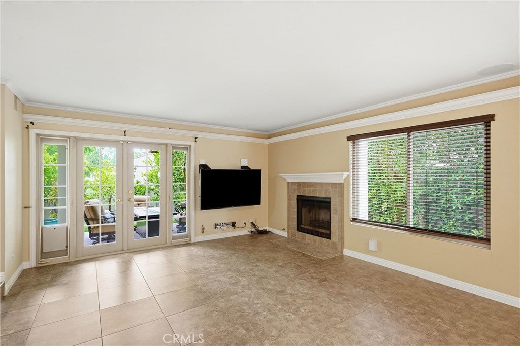 2609 Calle Elegante